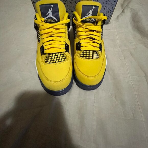 Air Jordan 4 Retro ‘Lighting’ - Picture 2 of 4